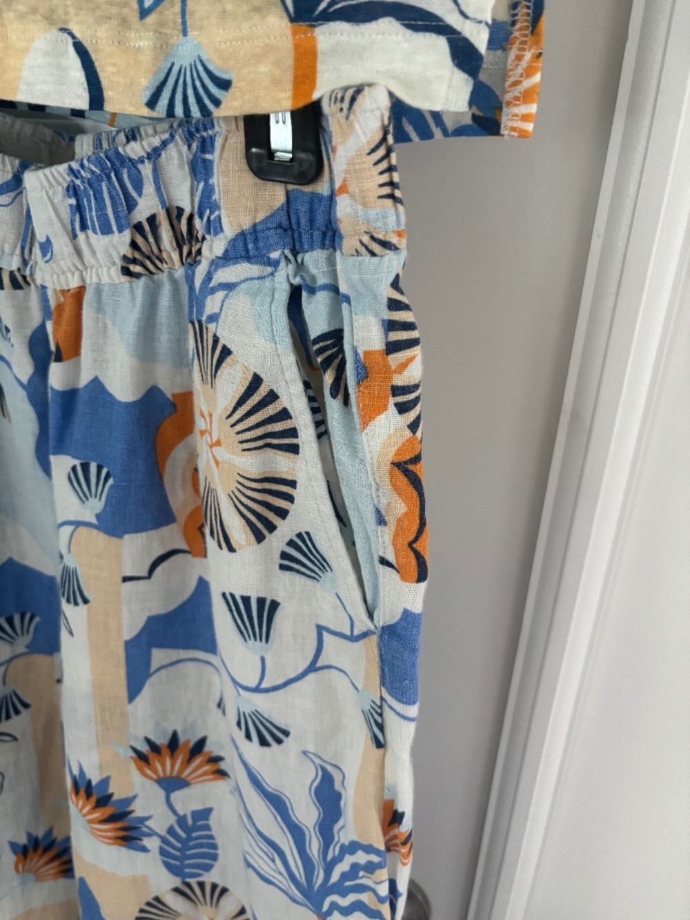 Nicole Miller Tropical Print 3 pce Linen Pants Set - Picture 4 of 11
